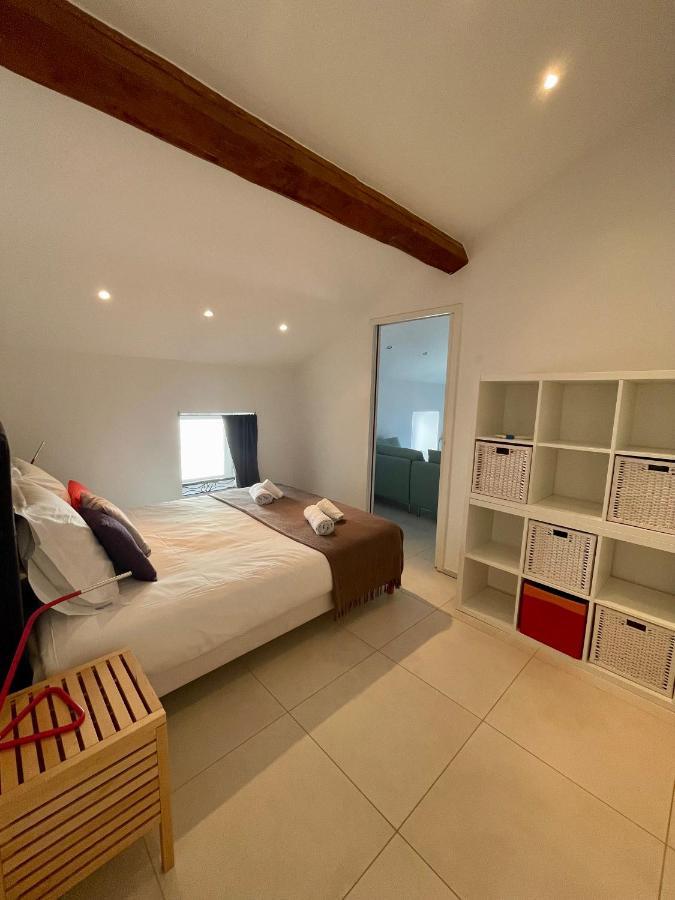 Grand Appartement Style Loft Bord De Mer بروبرِيانّو المظهر الخارجي الصورة